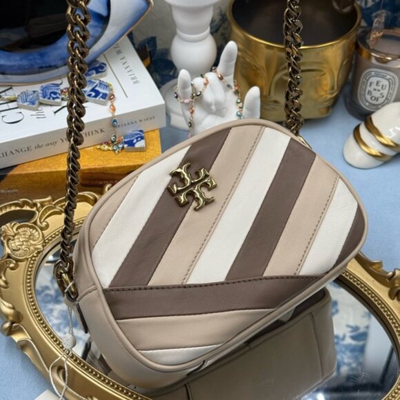 🆕 TORY BURCH 🧿 NWT Kira Chevron ColorBlock Small Camera Bag, Shellstone - AUTH - Picture 5 of 12